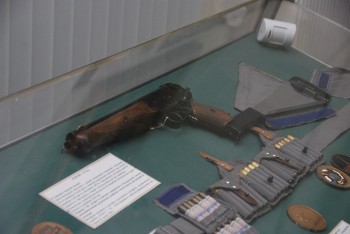 Kosmonaut Rusia Selalu Dibekali Pistol, Kenapa?