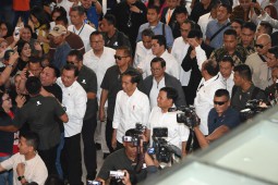 Tokoh yang Selalu Hadir Saat Jokowi-Prabowo Bertemu