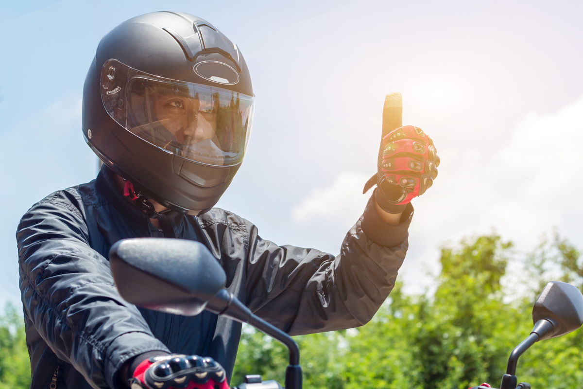 Orang Kalimantan Utara Paling Rajin Pakai Helm, Paling Malas dari