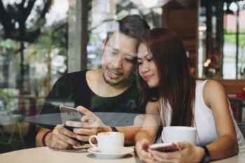 Mereka yang Sukses Mengejar Jodoh di Aplikasi Kencan Online