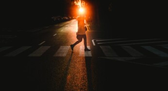 Maut Mengintai Pejalan Kaki di Jalan Raya