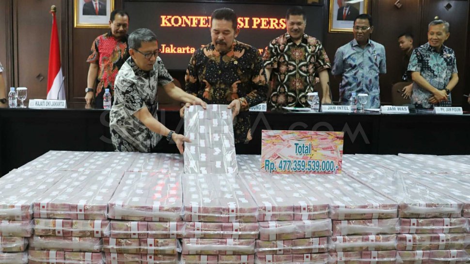 Uang Korupsi Dijejer, Sabang-Merauke Pun Lewat | Real - Jeda.id