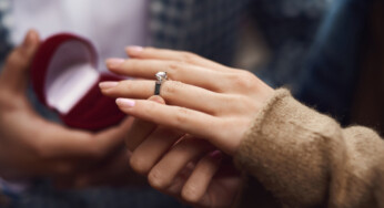 Timpang, Perempuan Muda Banyak yang Sudah Nikah & Mayoritas Laki-Laki Single