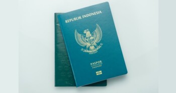 Bikin Paspor Online Bisa Lewat Whatsapp, Amankah?