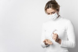Penyebab Kasus Hand Sanitizer Bisa Picu Alergi Parah