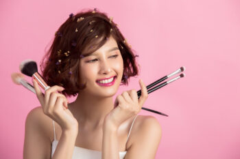 Beda Cara Make Up ala Perempuan Korea, Jepang, dan Indonesia, Pilih Mana?