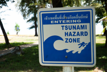 Jangan Panik, Inilah Deretan Fakta Potensi Tsunami 20 Meter