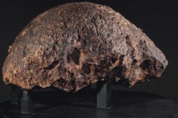 Ini Harga Batu Meteor Termahal di Dunia