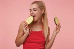 Mitos Seputar Makan Ini Masih Dipercaya Banyak Orang