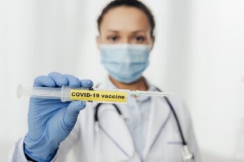 Vaksin Corona Bisa Turunkan Angka Kematian Hingga 87 Persen di AS