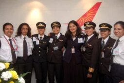 Keren! Pilot Wanita Air India Tuntaskan Misi Penerbangan Terpanjang